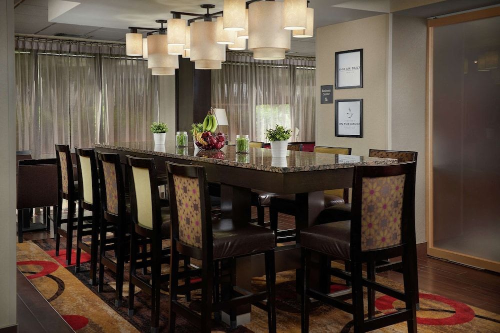 Hampton Inn Louisville I-65 @ Brooks Rd. 2