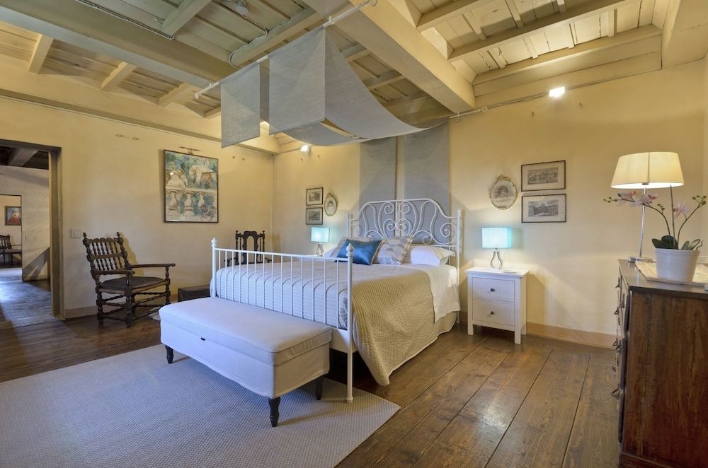 Agriturismo La Montecchia 2