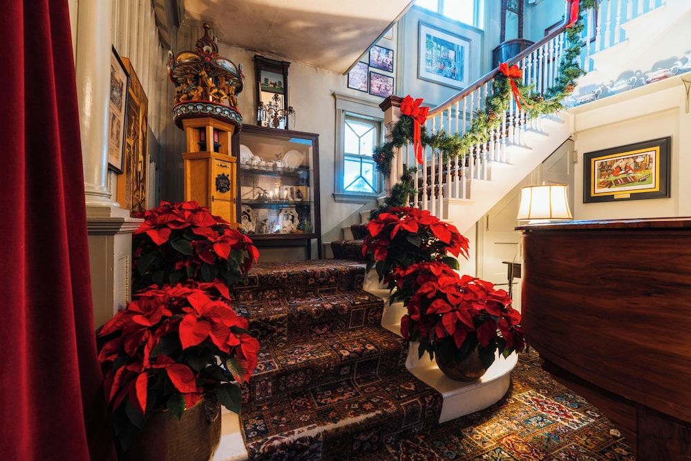 The Red Lion Inn 3
