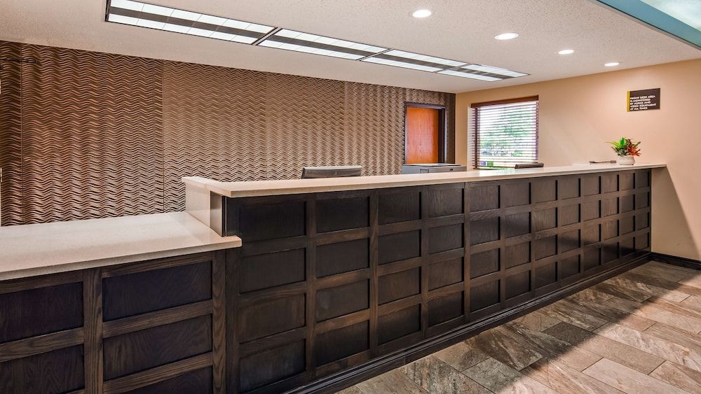 Best Western Warren Hotel 2