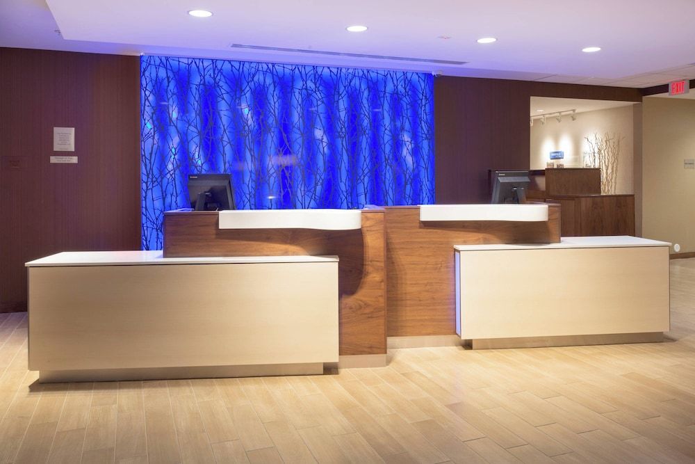 Fairfield Inn & Suites by Marriott Burlington 3