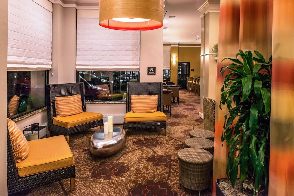 Hilton Garden Inn Detroit - Southfield, MI 2