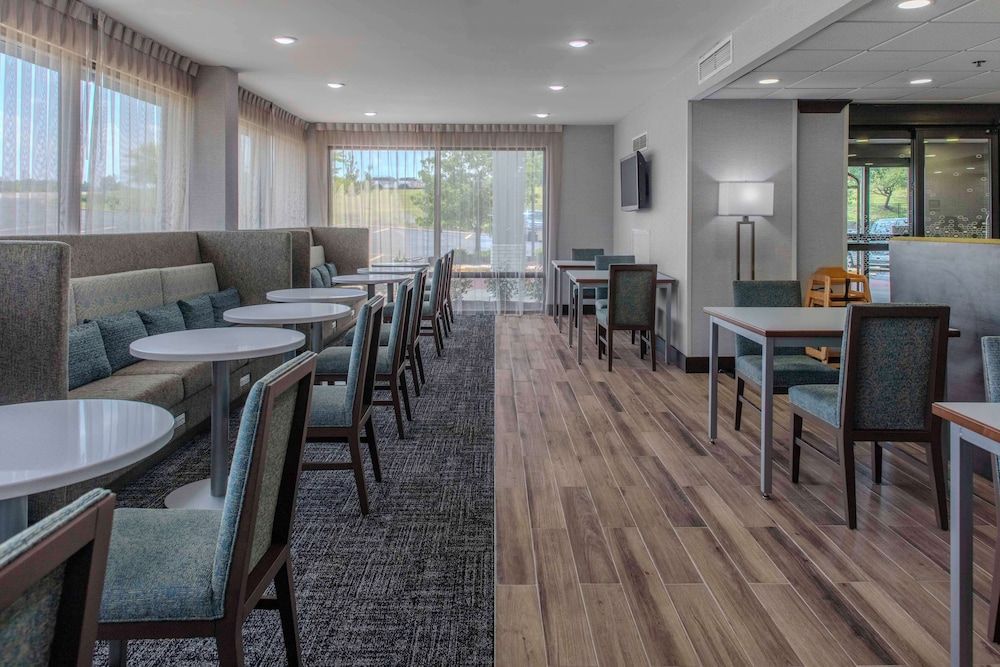 Hampton Inn Detroit/Northville 2