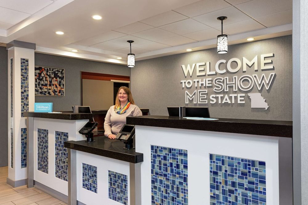 Hampton Inn Kansas City/Blue Springs 2