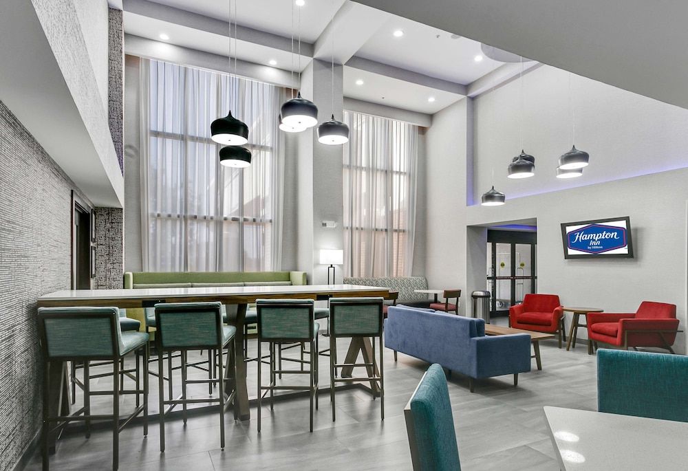 Hampton Inn Houston-Pearland 3