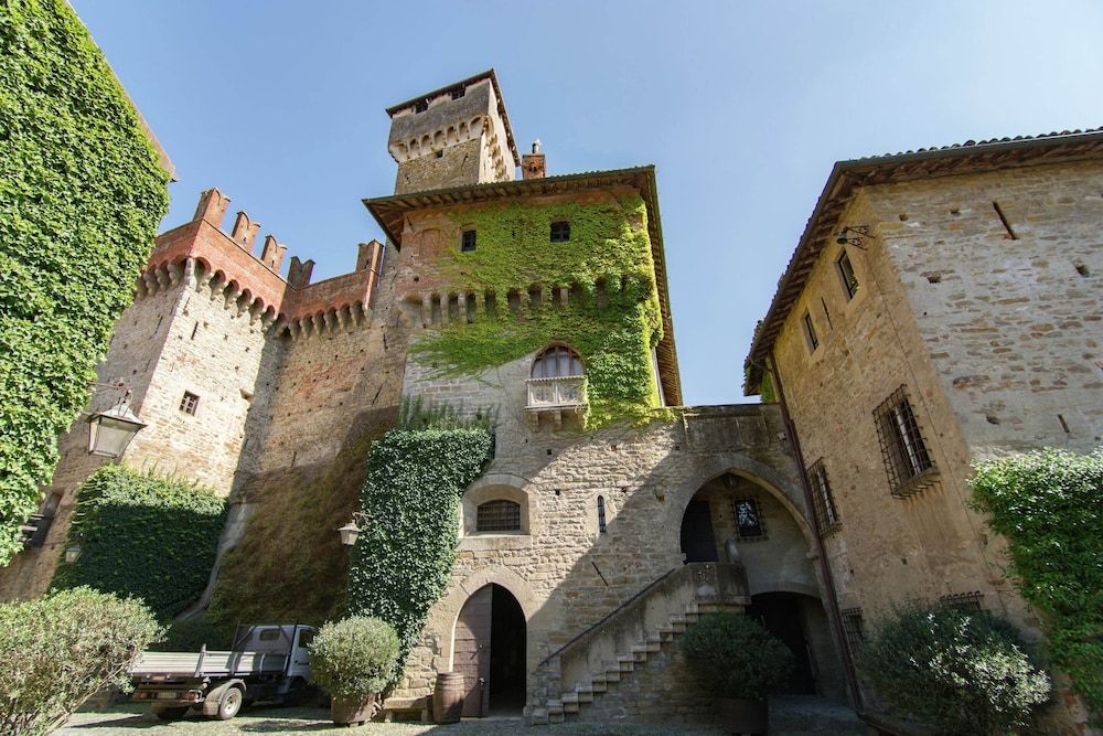Guest House in Monferrato With Wine Tasting -1 estrellas en Tagliolo Monferrato