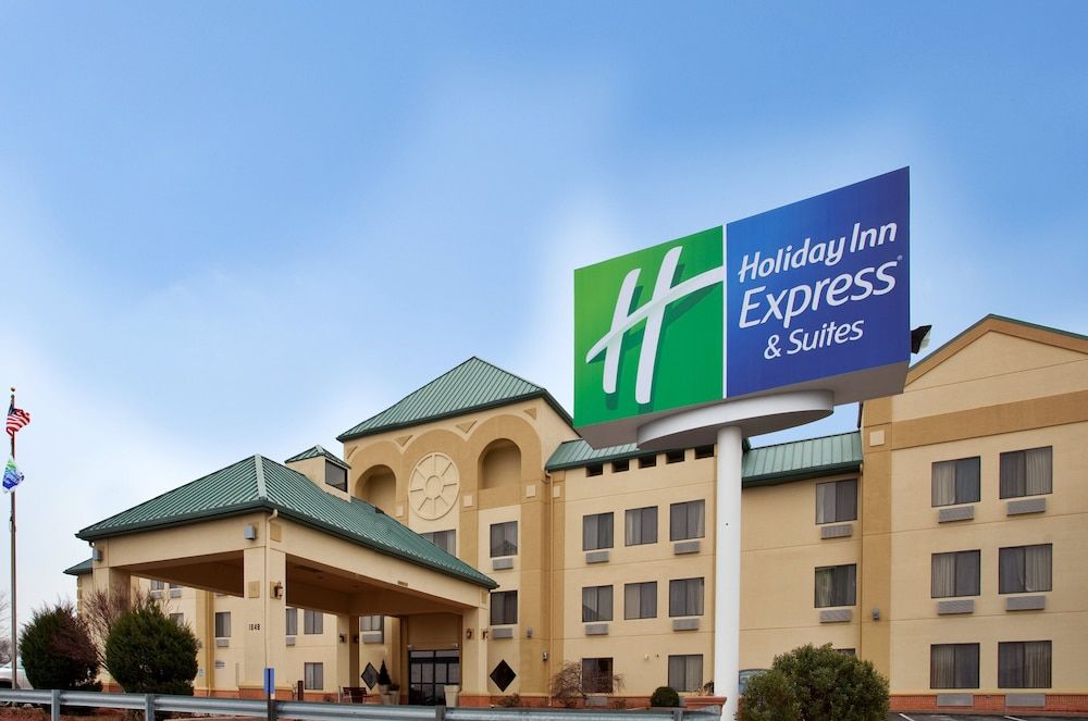Holiday Inn Express & Suites St. Louis West - Fenton by IHG 2 estrellas en Fenton