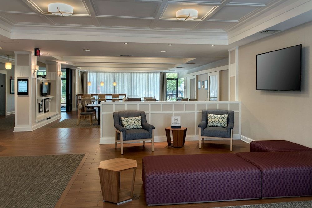 Hampton Inn by Hilton Middletown 3