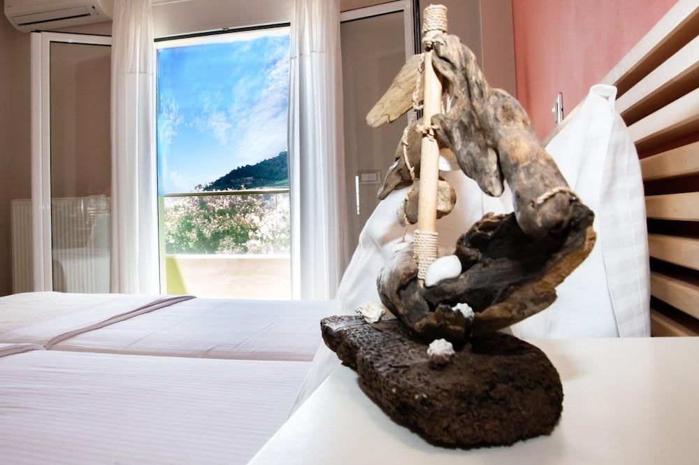 Villa Dimokratia 3