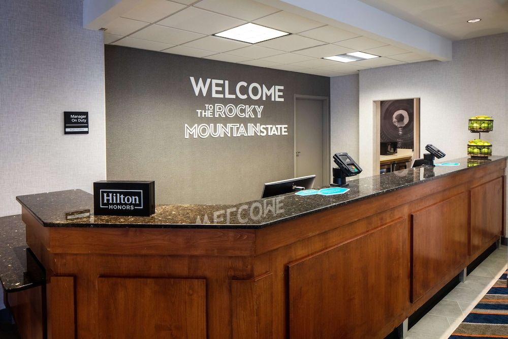 Hampton Inn & Suites Parker 3