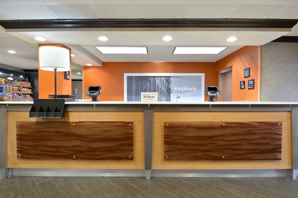 Hampton Inn Anderson 3