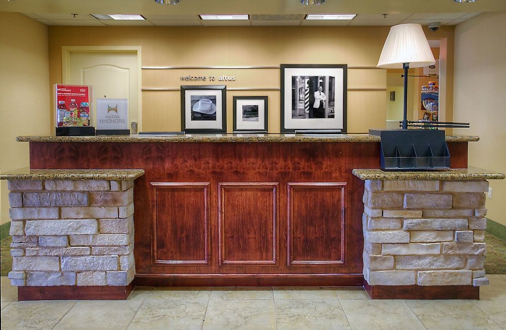 Hampton Inn Suites Altus 2