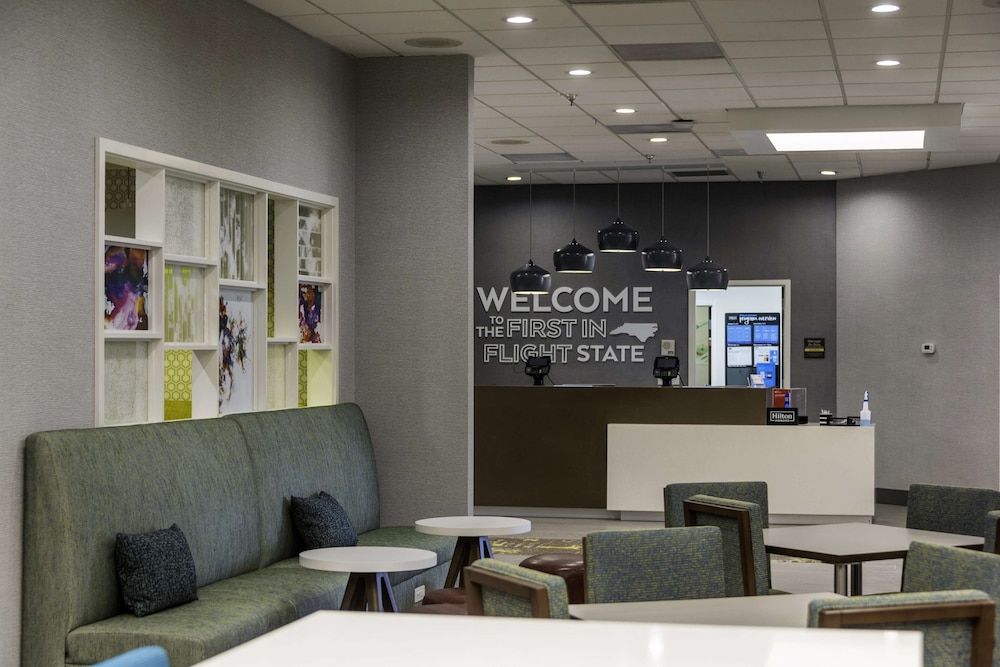 Hampton Inn Kinston 3
