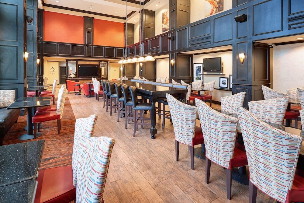Hampton Inn & Suites Waco-South 3