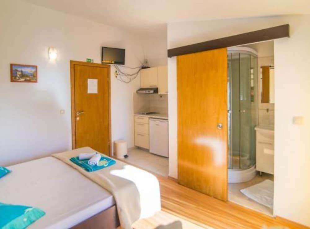 Apartments Cihorich 3