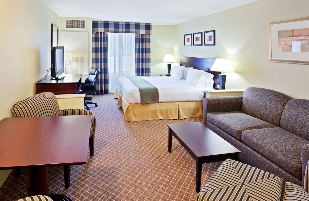 Holiday Inn Express Chehalis-Centralia by IHG 2