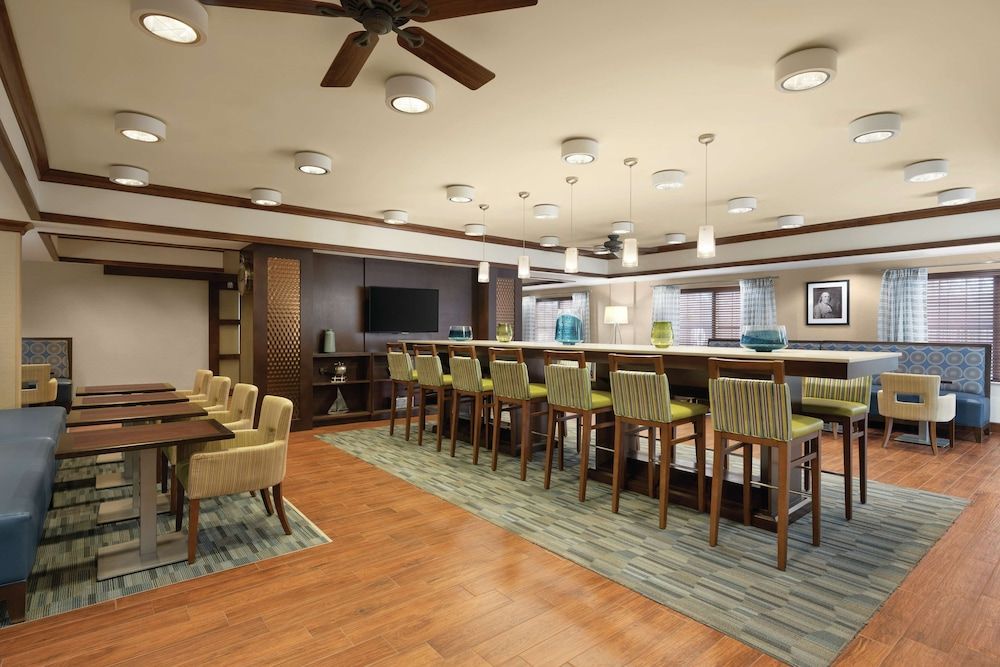 Hampton Inn Franklin/Milford 3