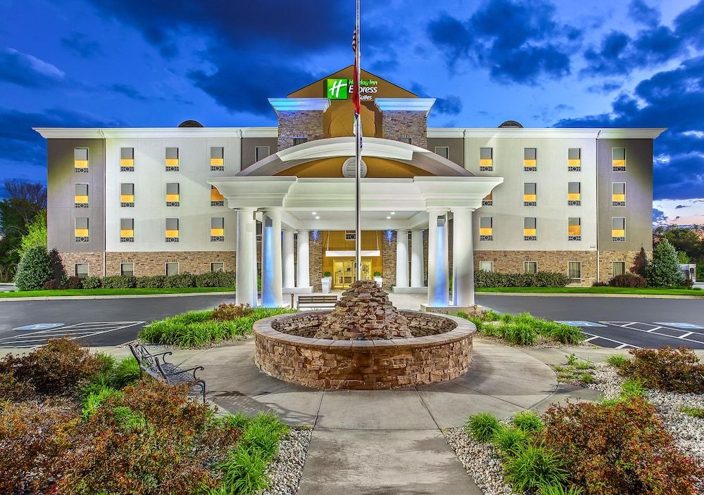 Holiday Inn Express & Suites Morristown by IHG -1 estrelas em Morristown