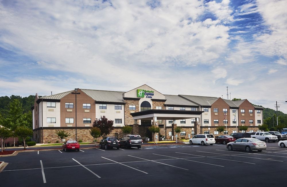 Holiday Inn Express & Suites Birmingham South - Pelham by IHG 3 estrelas em Pelham