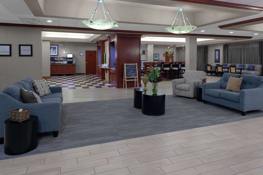 Hampton Inn Woodbridge 3