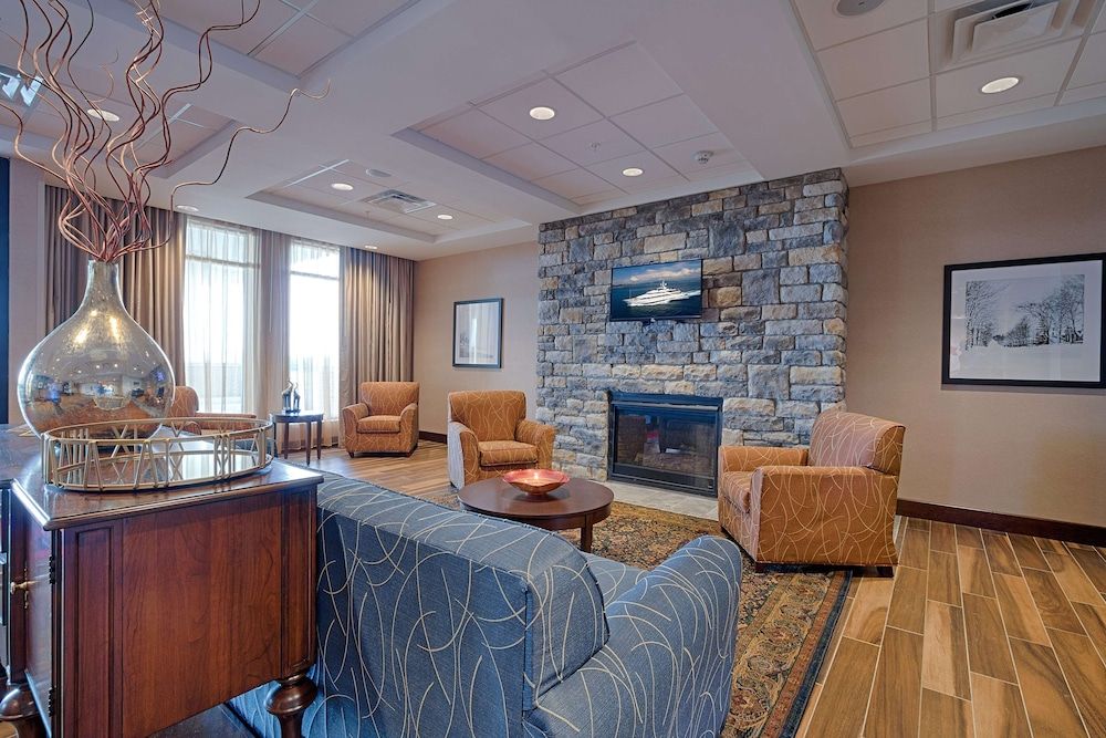 Hampton Inn & Suites Cazenovia 2
