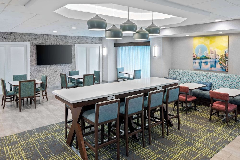 Hampton Inn Coventry - Warwick Area 2