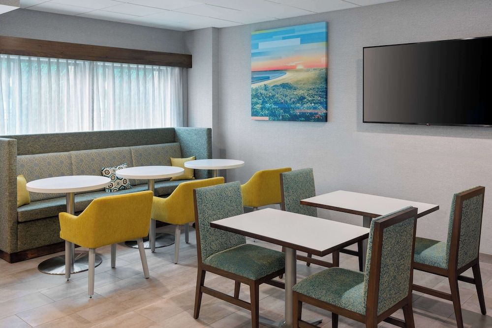 Hampton Inn Coventry - Warwick Area 3