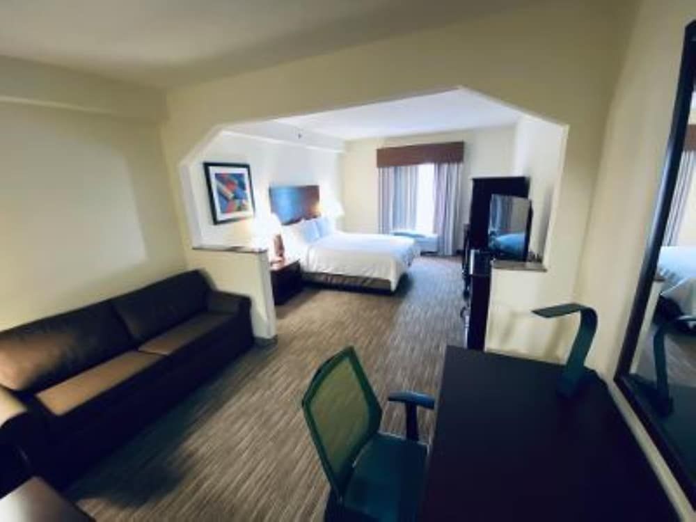 Holiday Inn Express Ft Payne by IHG 3