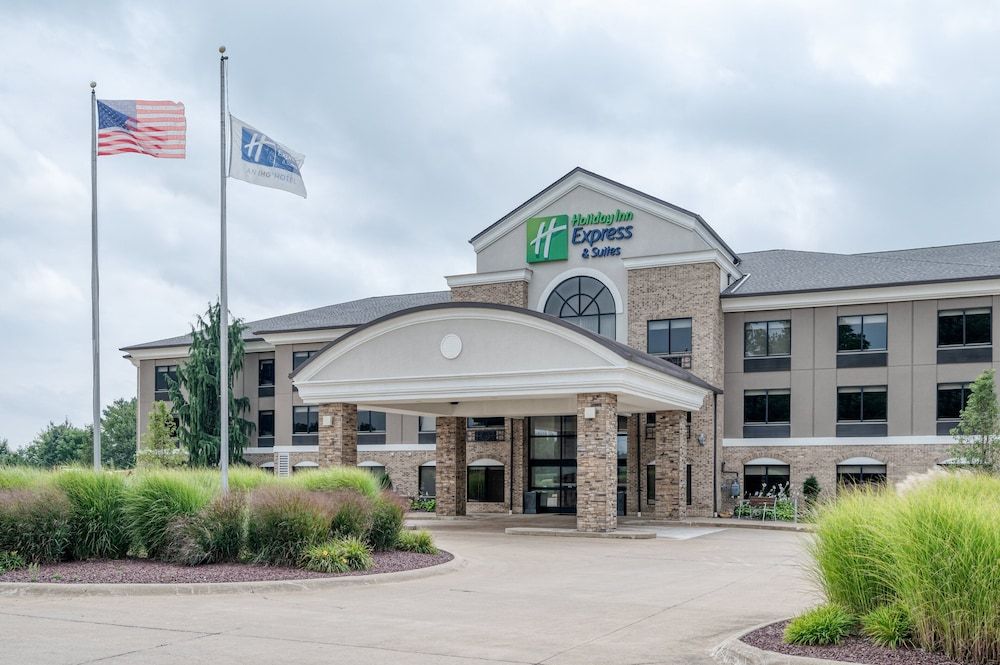 Holiday Inn Express & Suites Wadsworth by IHG 3 estrellas en Wadsworth