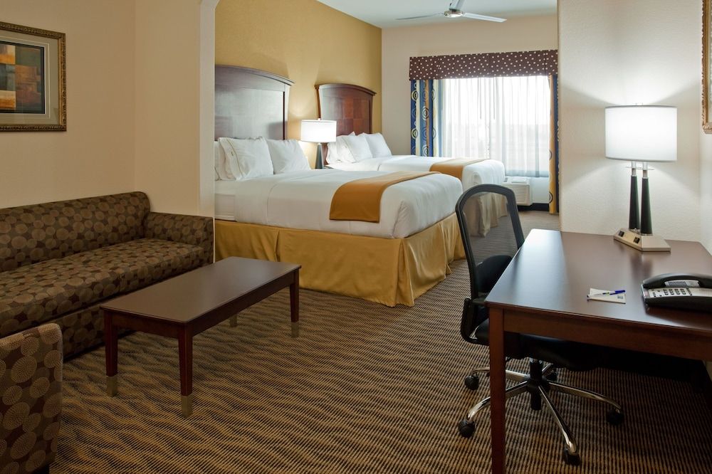 Holiday Inn Express & Suites Austin South-Buda by IHG 2
