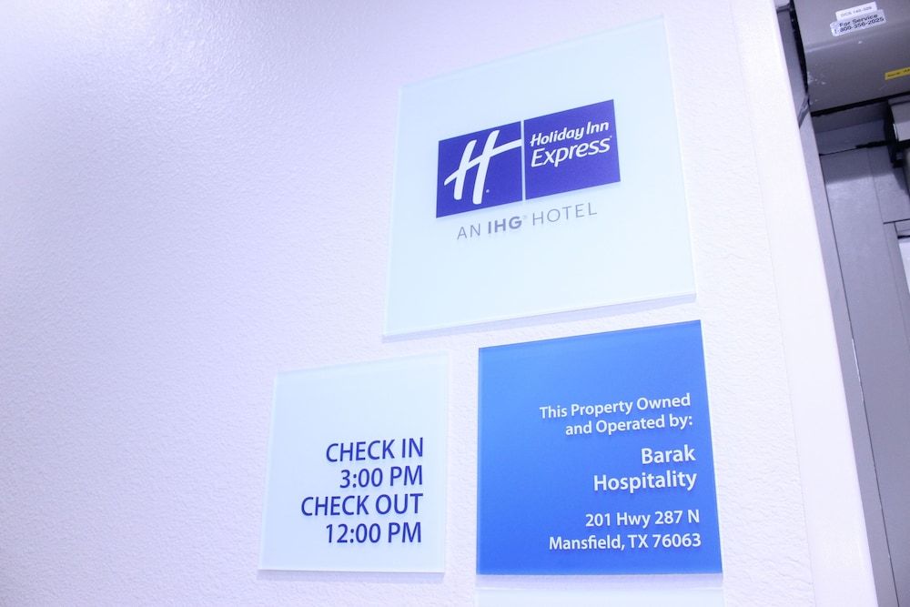 Holiday Inn Express & Suites Mansfield by IHG 2
