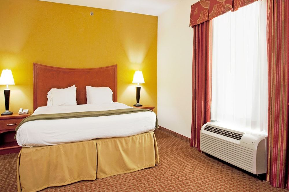 Holiday Inn Express Hotel Jacksonville North - Fernandina by IHG 3