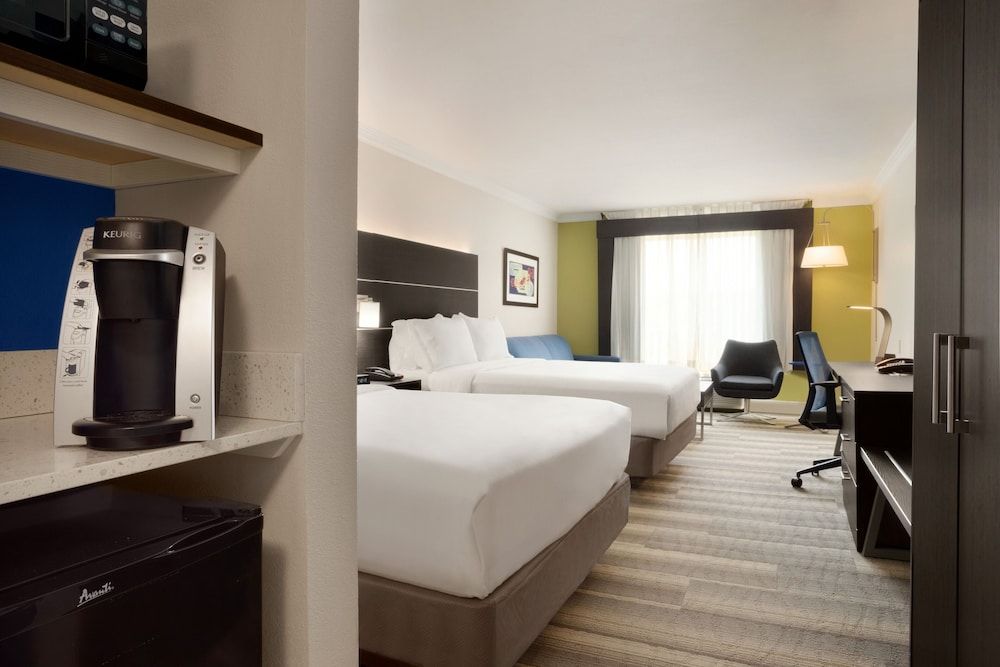 Holiday Inn Express & Suites Dallas NE - Allen by IHG 2