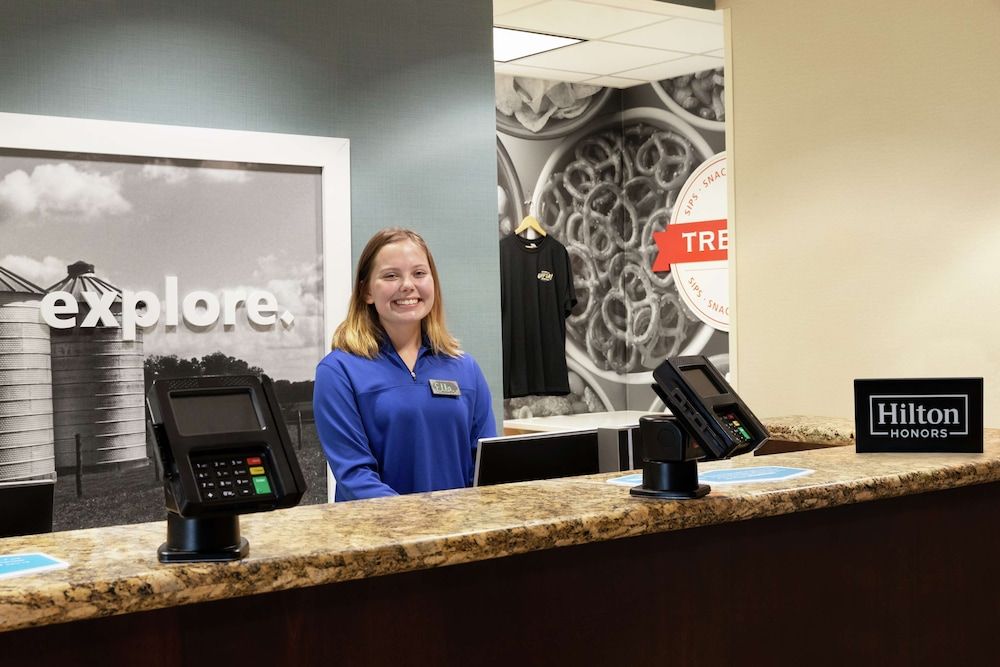 Hampton Inn & Suites Rogers 3
