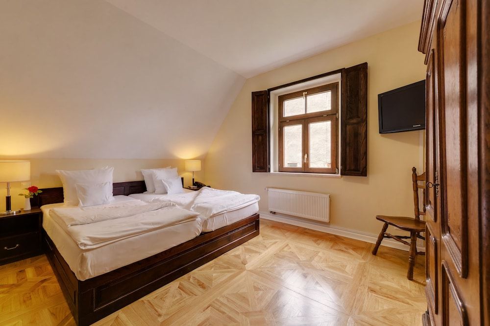 Schlosshotel Purschenstein 3