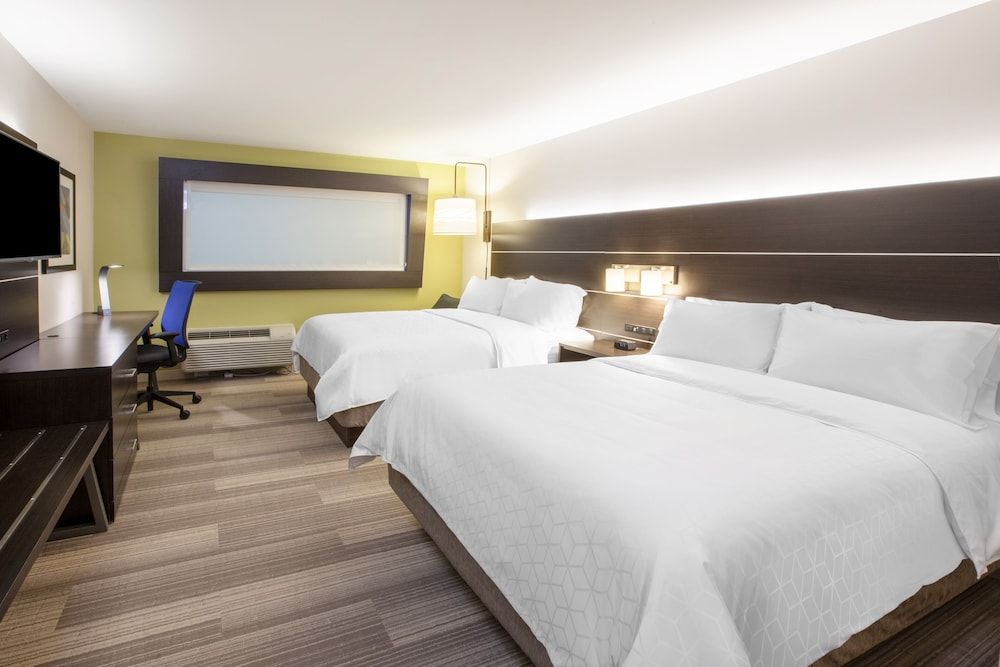 Holiday Inn Express Hotel & Suites Dallas South - Desoto by IHG 3