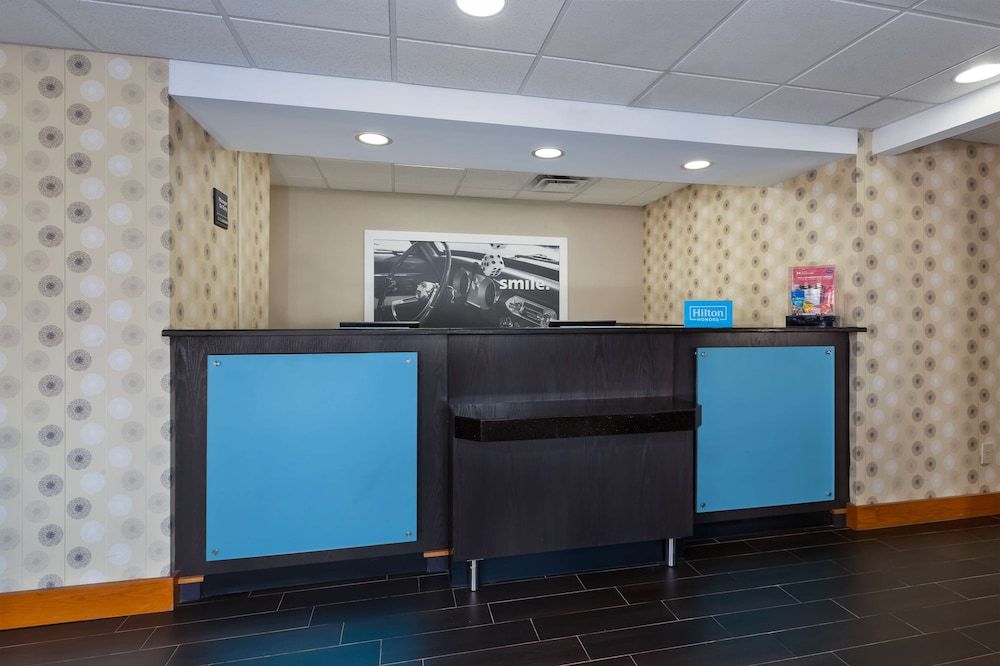 Hampton Inn Marysville 3