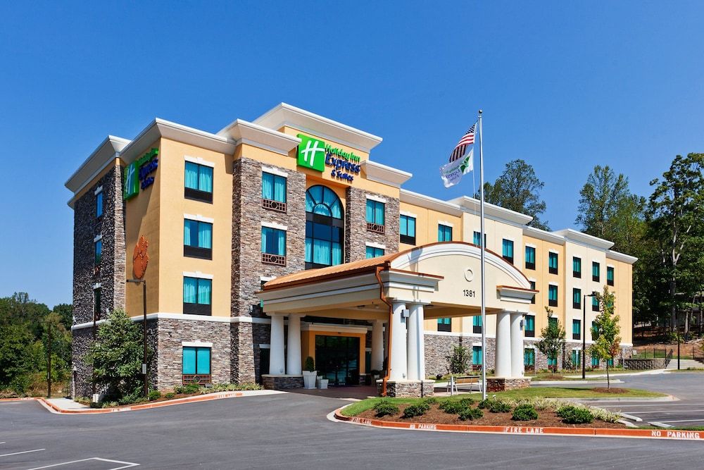Holiday Inn Express & Suites Clemson by IHG 2 estrellas en Clemson