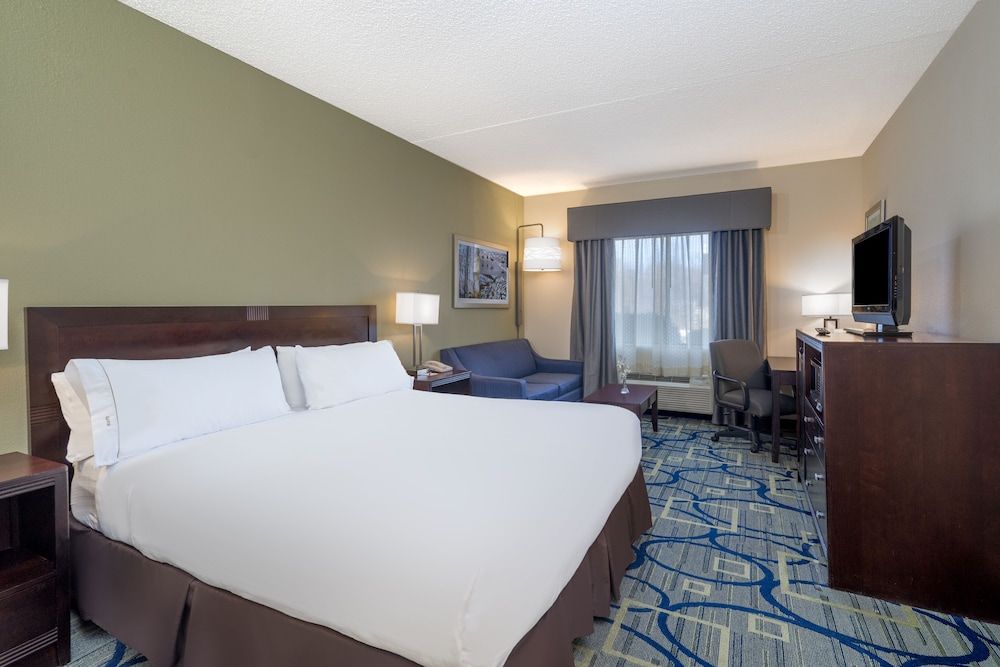 Holiday Inn Express Hotel & Suites Easton by IHG 3