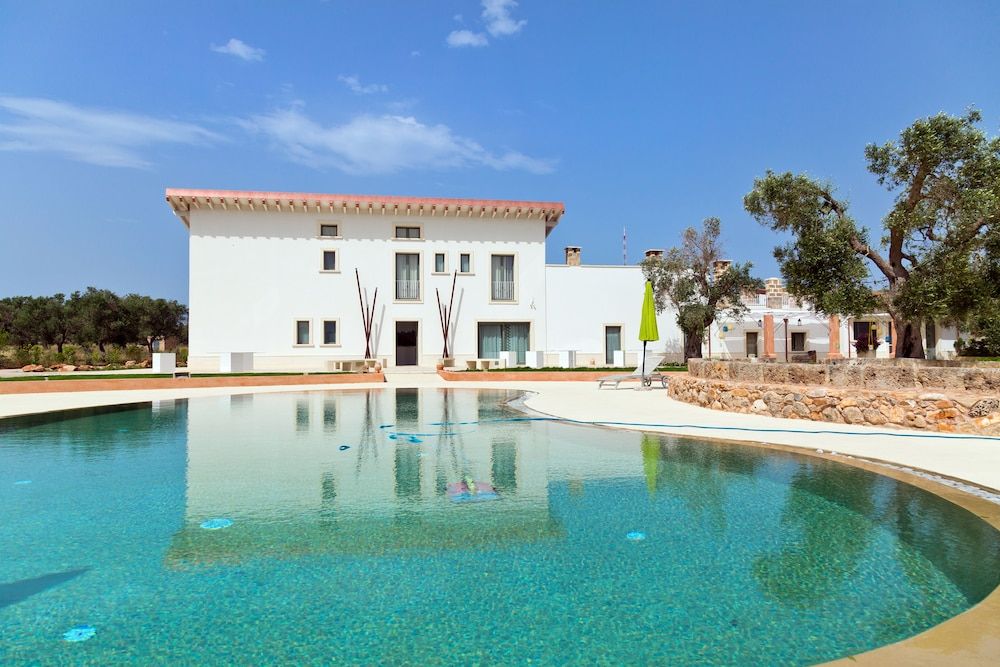 Masseria Sant'Eleuterio -1 estrellas en Collepasso