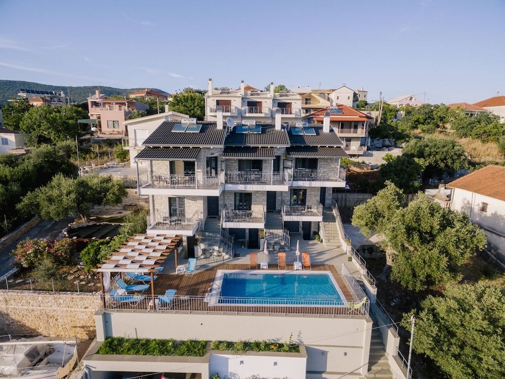 Villa Mons & Mare -1 estrellas en Perdika