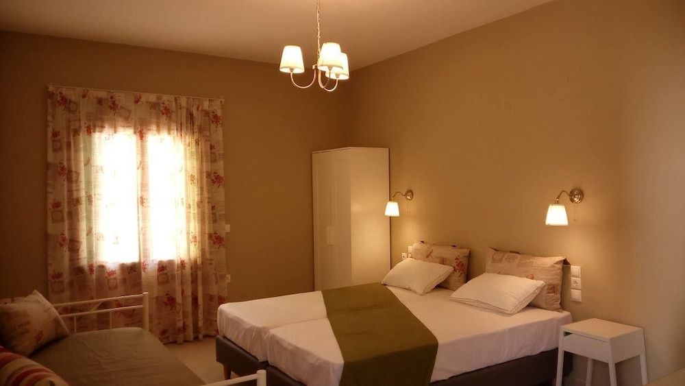 Kallisti Seaside Studios Skopelos 2