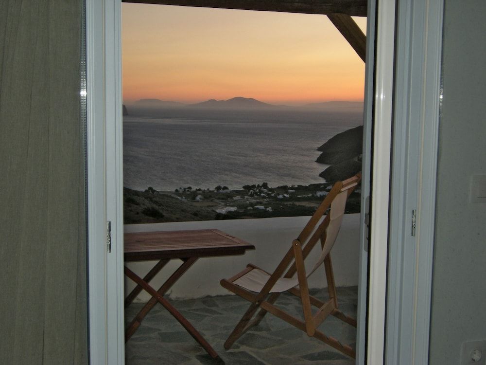 Kaminaki Amorgos Studios & Apartments 2