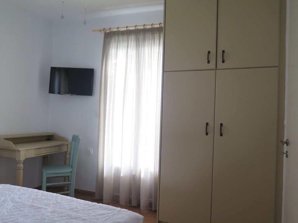 Kaminaki Amorgos Studios & Apartments 3