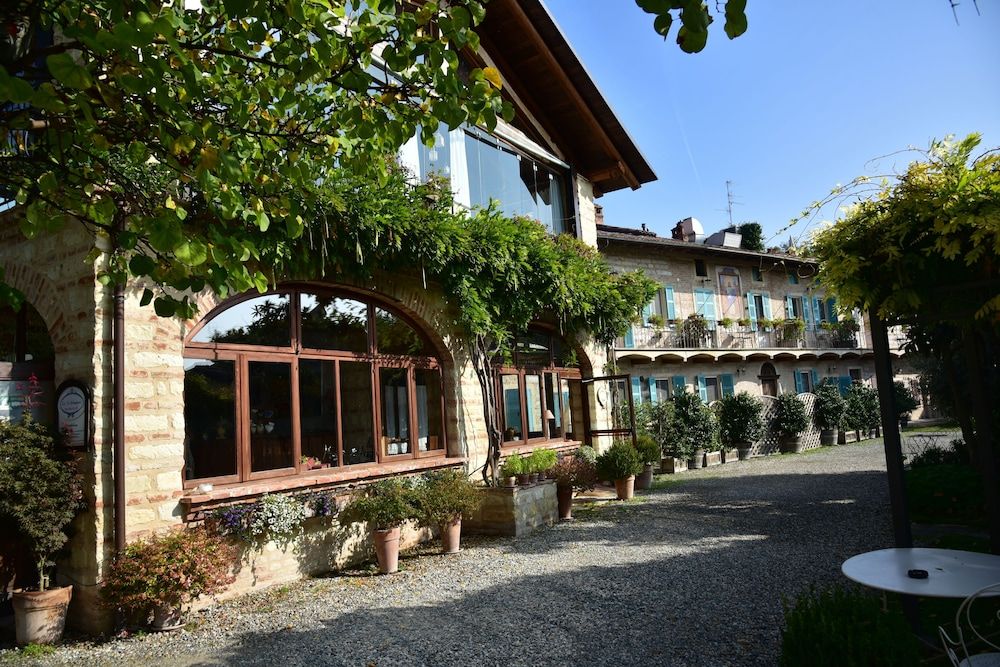 Agriturismo Ca San Sebastiano Wine Resort & Spa -1 estrellas en Camino