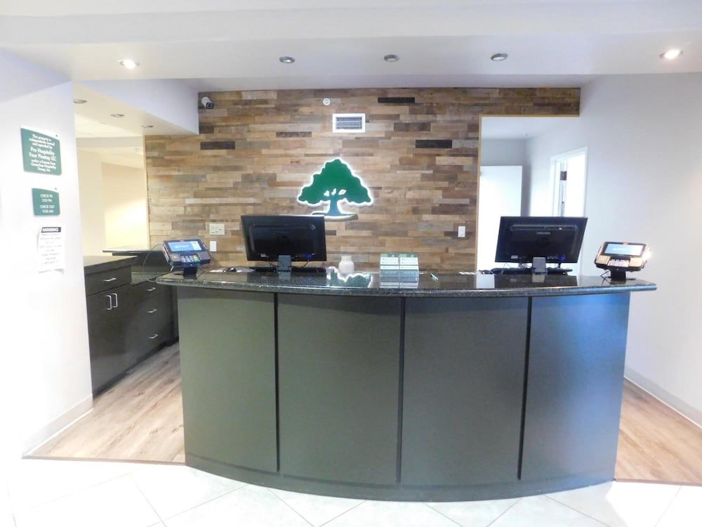 GreenTree Inn & Suites in Pinetop 3