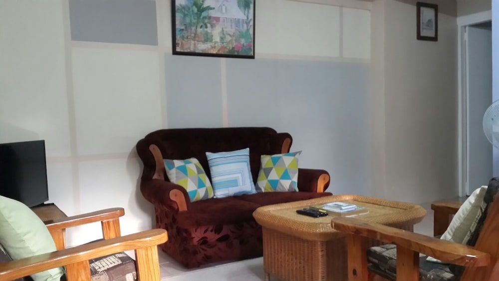 Buttercup Cottage Apartments -1 estrelas em Arnos Vale