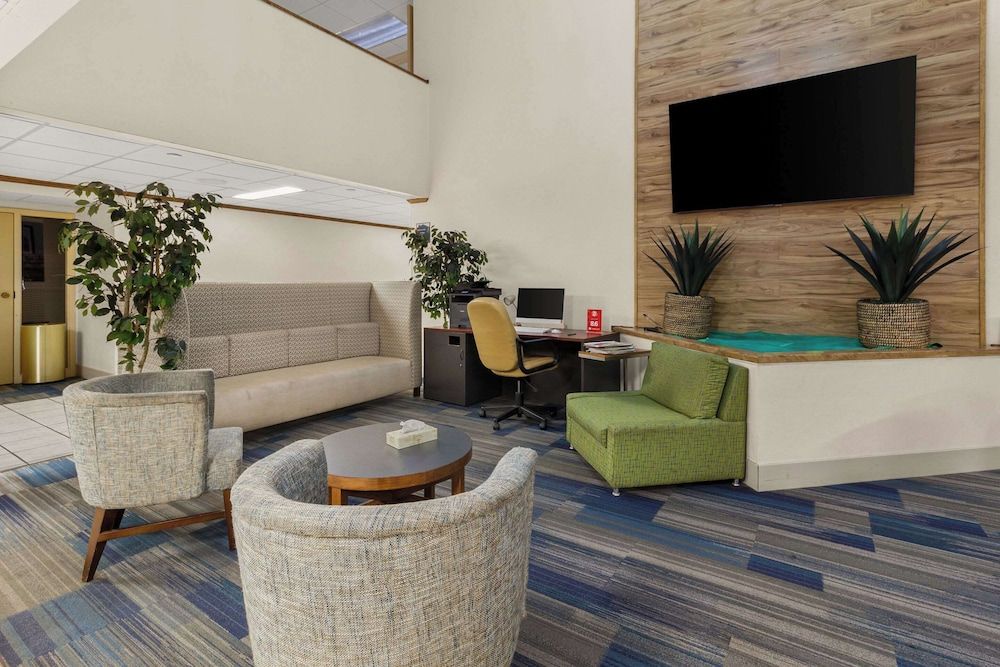 Quality Inn & Suites Altoona 3