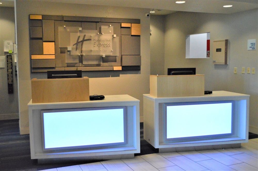 Holiday Inn Express & Suites Batesville by IHG 2