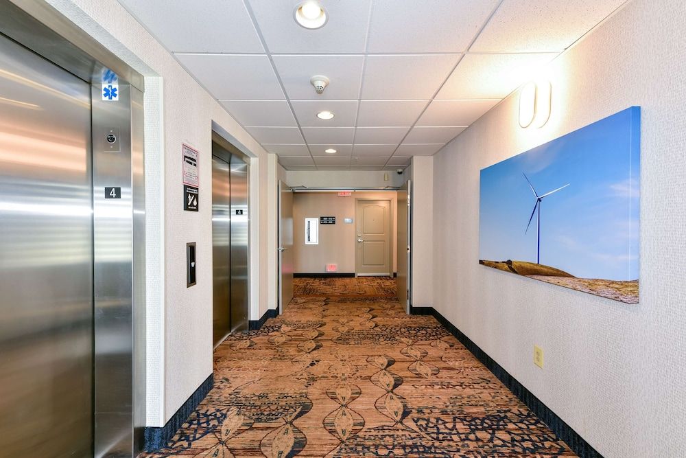 Hampton Inn & Suites Pittsburg, CA 2